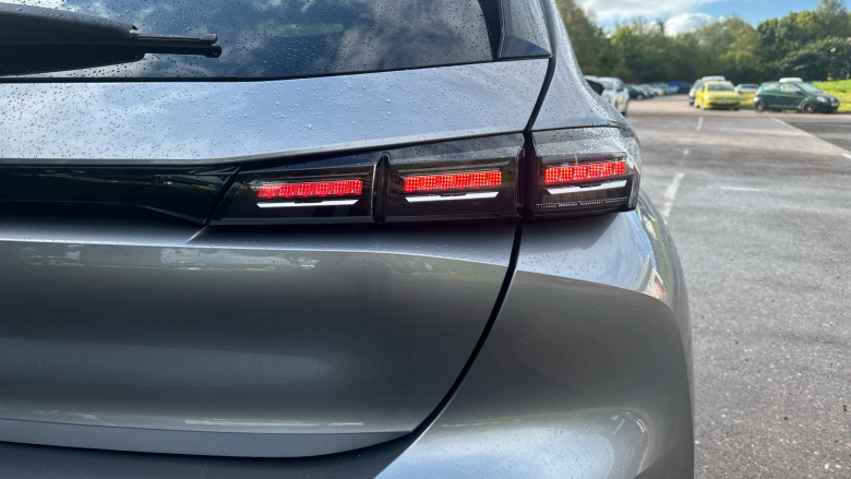 Peugeot 308 1.2 PureTech Allure Premium 5dr EAT8 Petrol Hatchback